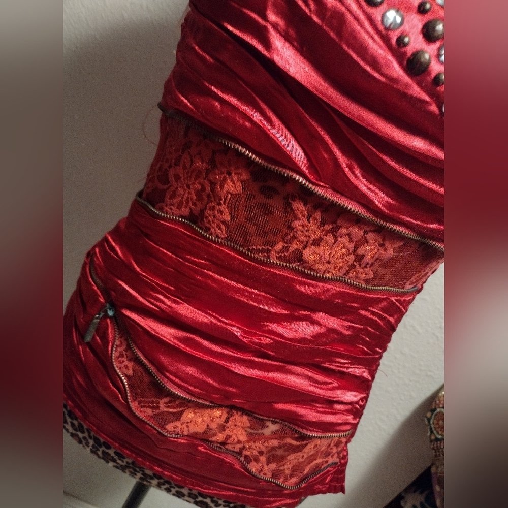 Y2K Marineblu Lace Embellished Zipper Top - Picture 2 of 5